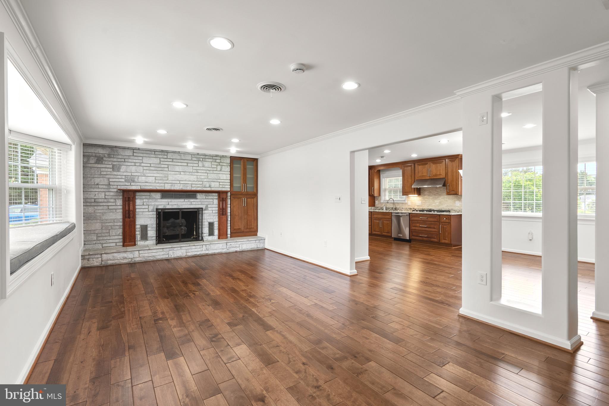 BEAU MONDE ESTATES - Residential