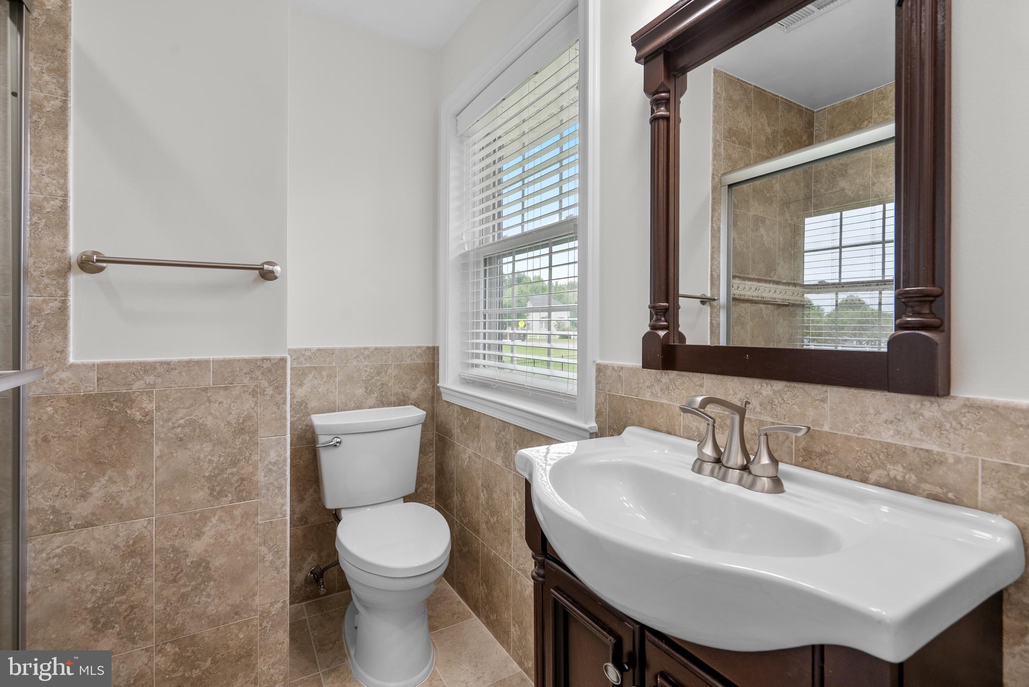 BEAU MONDE ESTATES - Residential