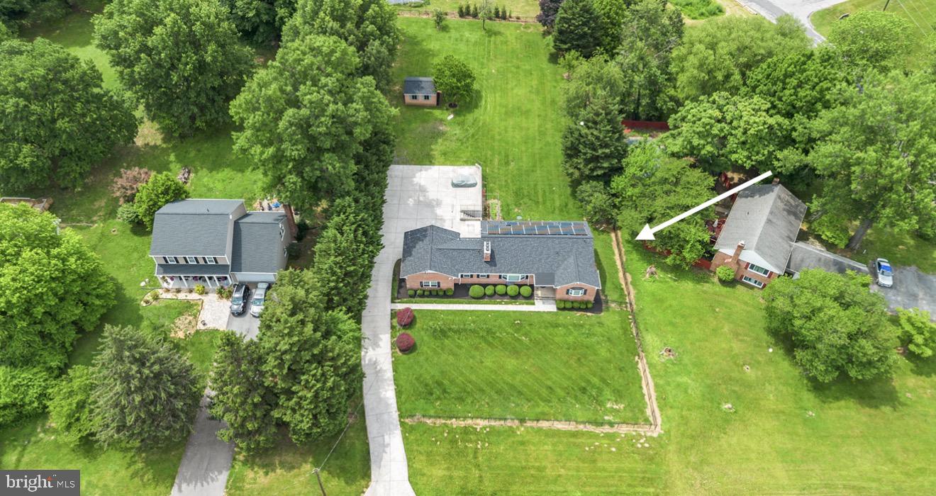 BEAU MONDE ESTATES - Residential