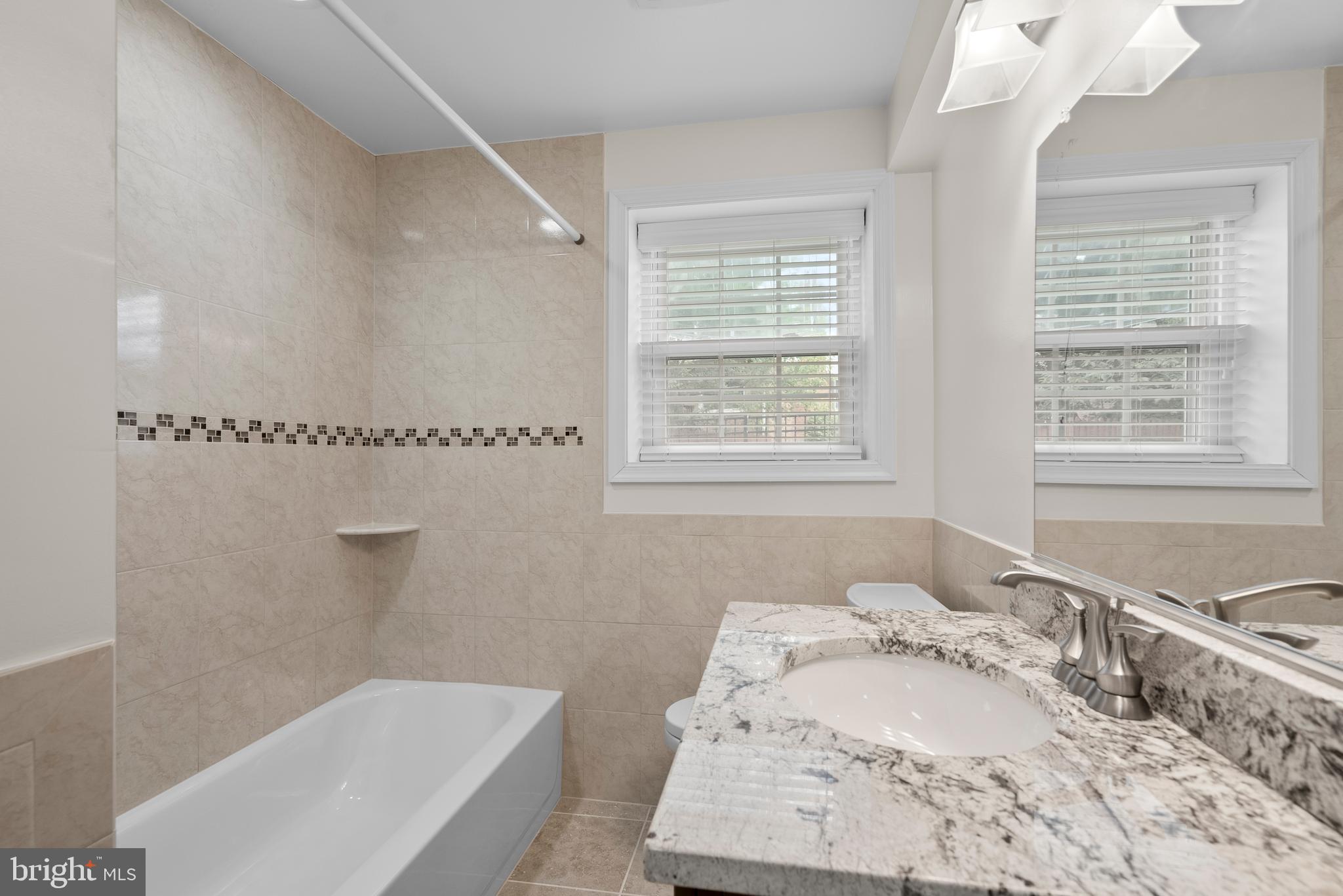 BEAU MONDE ESTATES - Residential