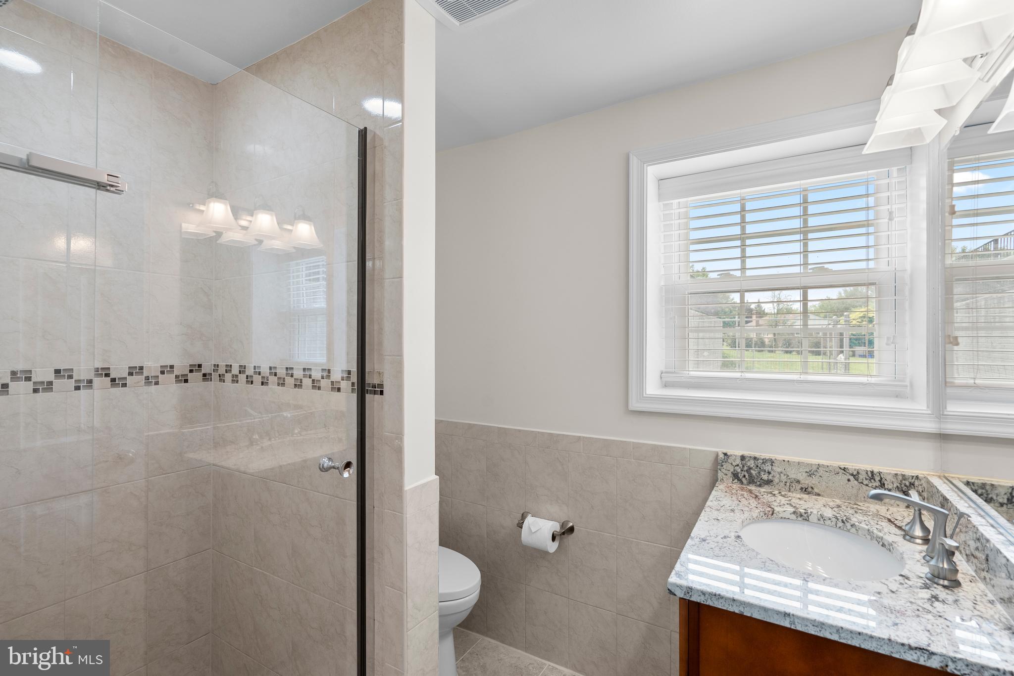 BEAU MONDE ESTATES - Residential