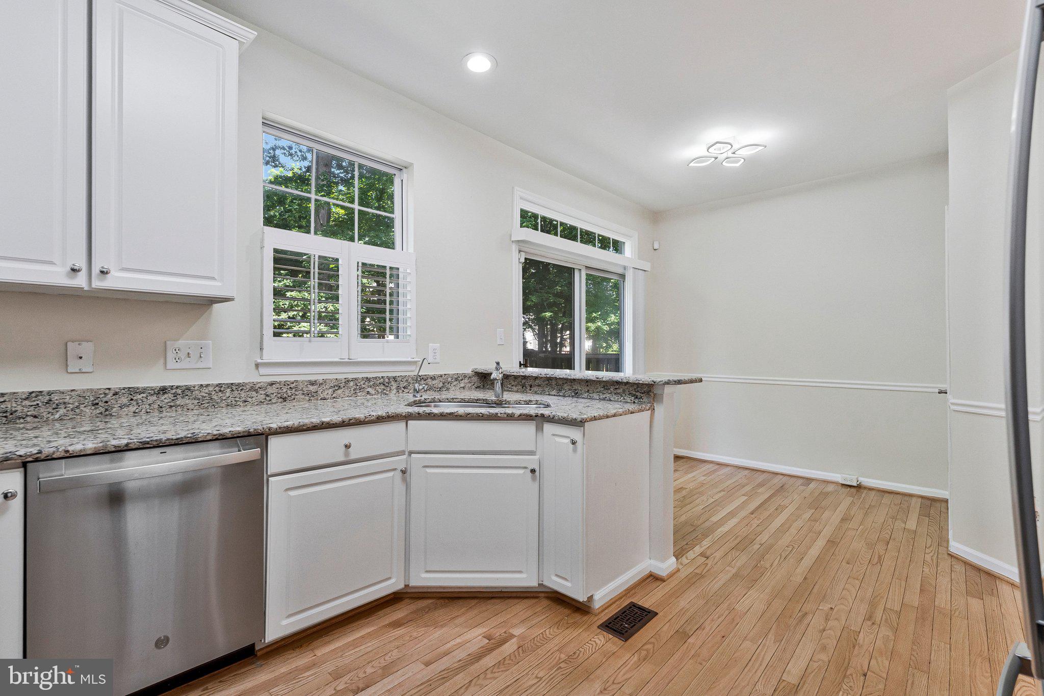 RIDGE TOP TERRACE - Residential