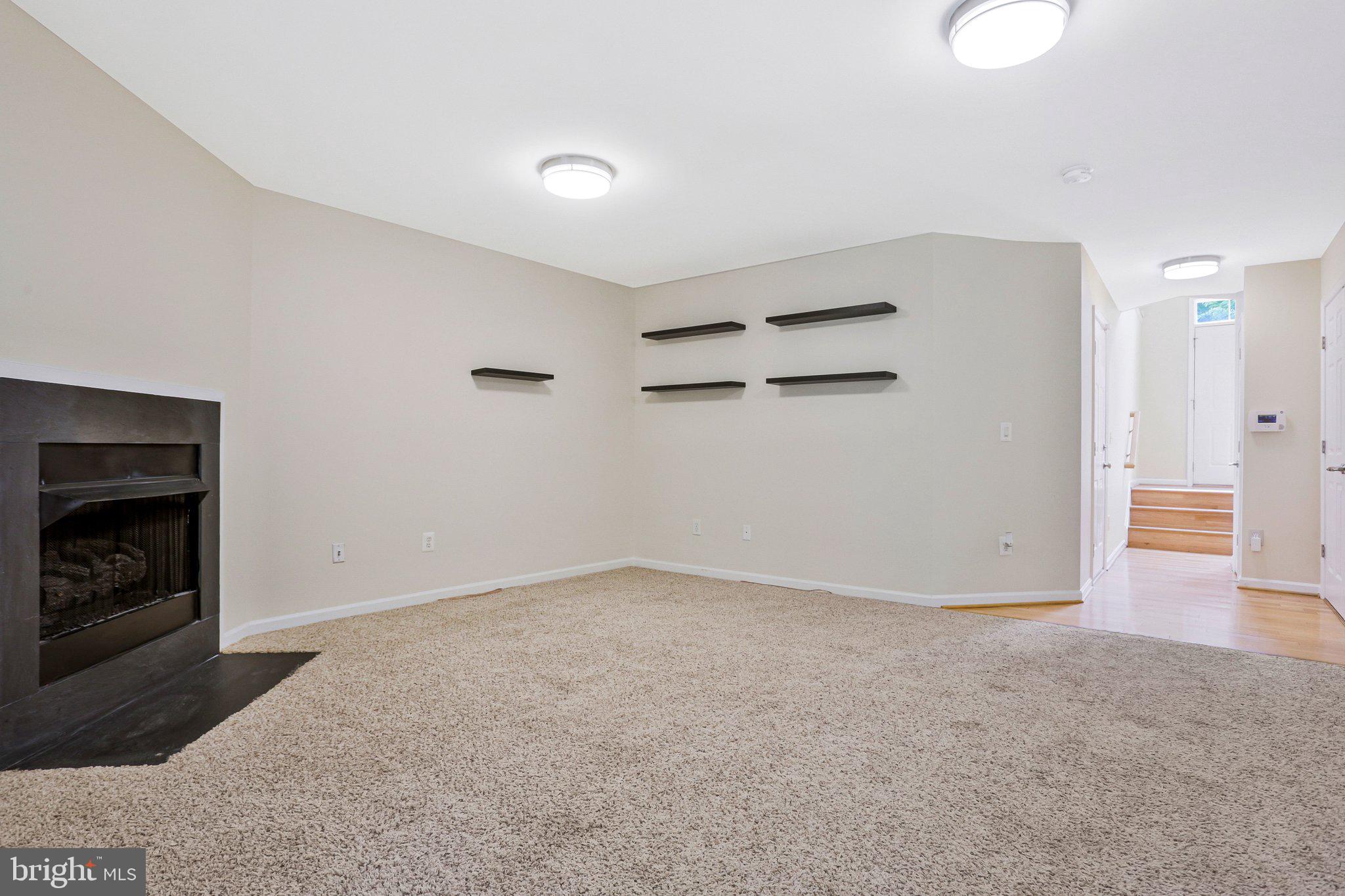 RIDGE TOP TERRACE - Residential