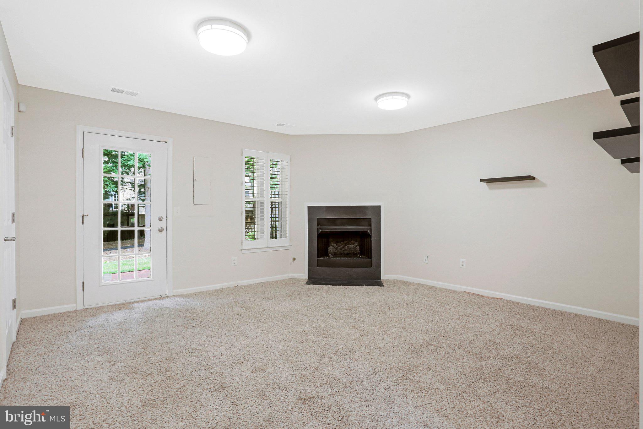 RIDGE TOP TERRACE - Residential