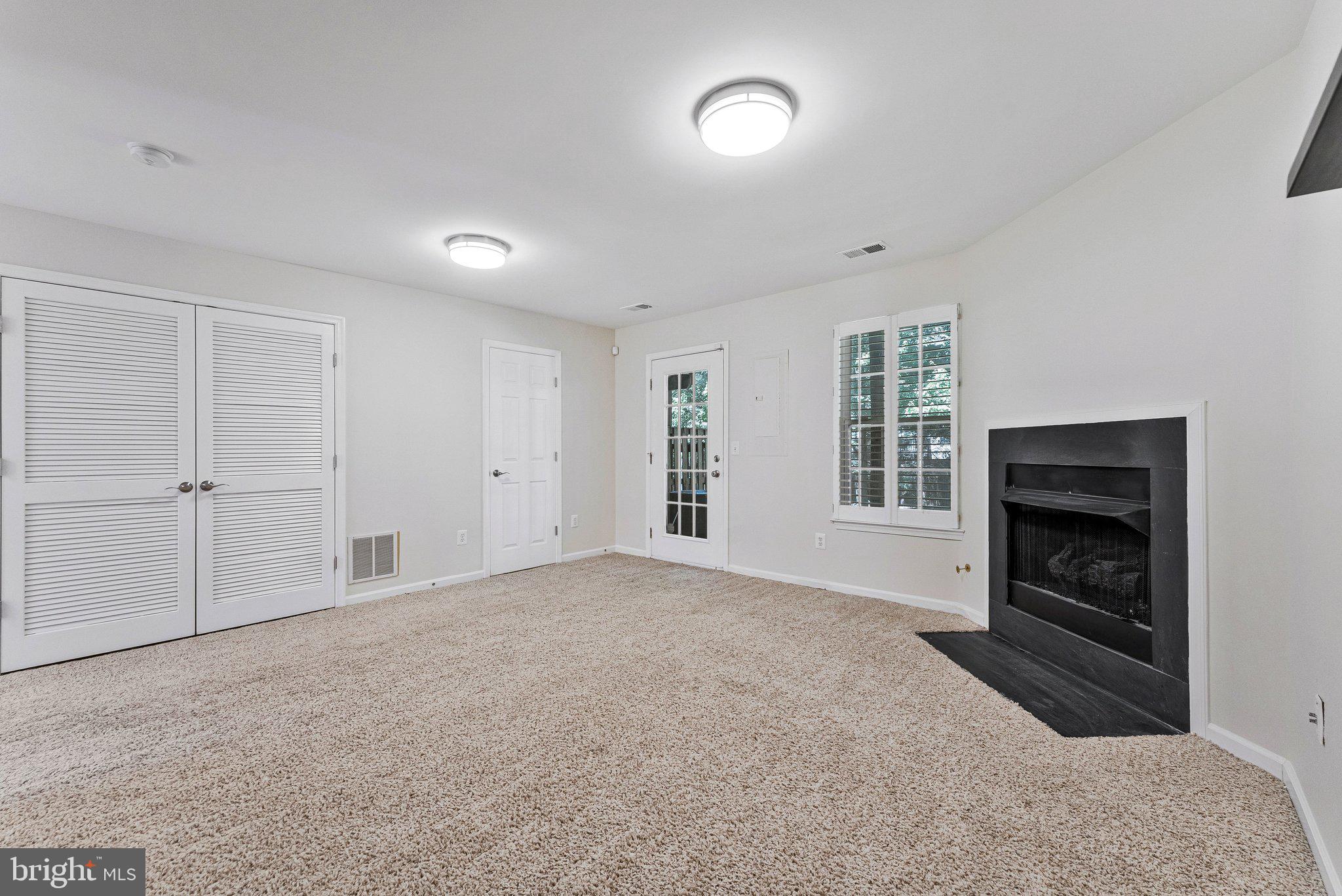 RIDGE TOP TERRACE - Residential