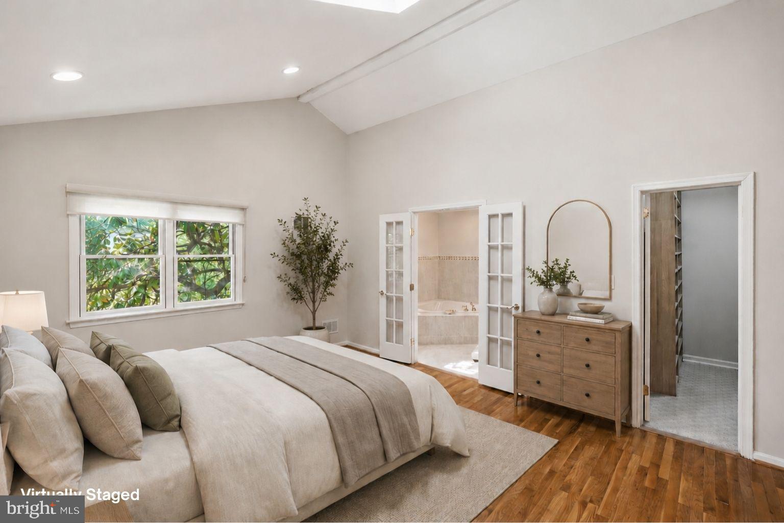 POTOMAC VILLAGE - Residential