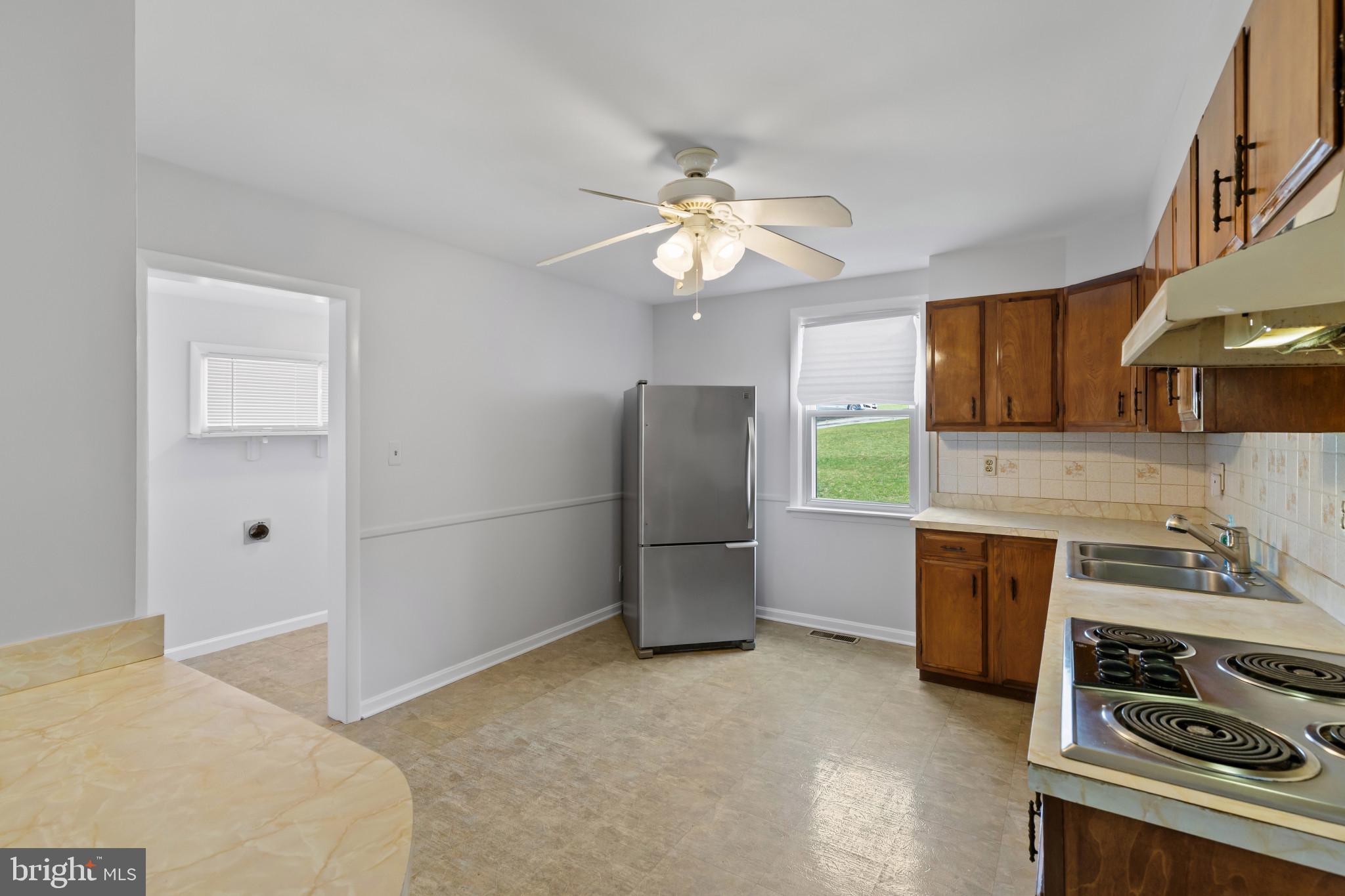 EAST VIEW - Residential