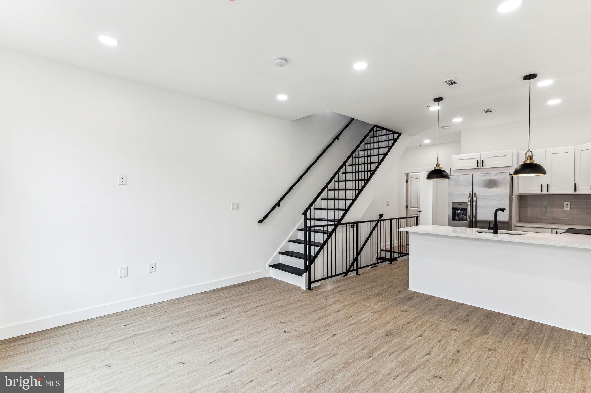 PHILADELPHIA - Residential Income