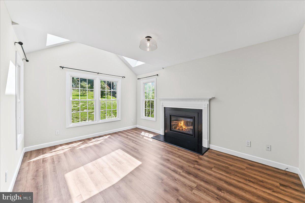 HEATHER GROVE - Residential