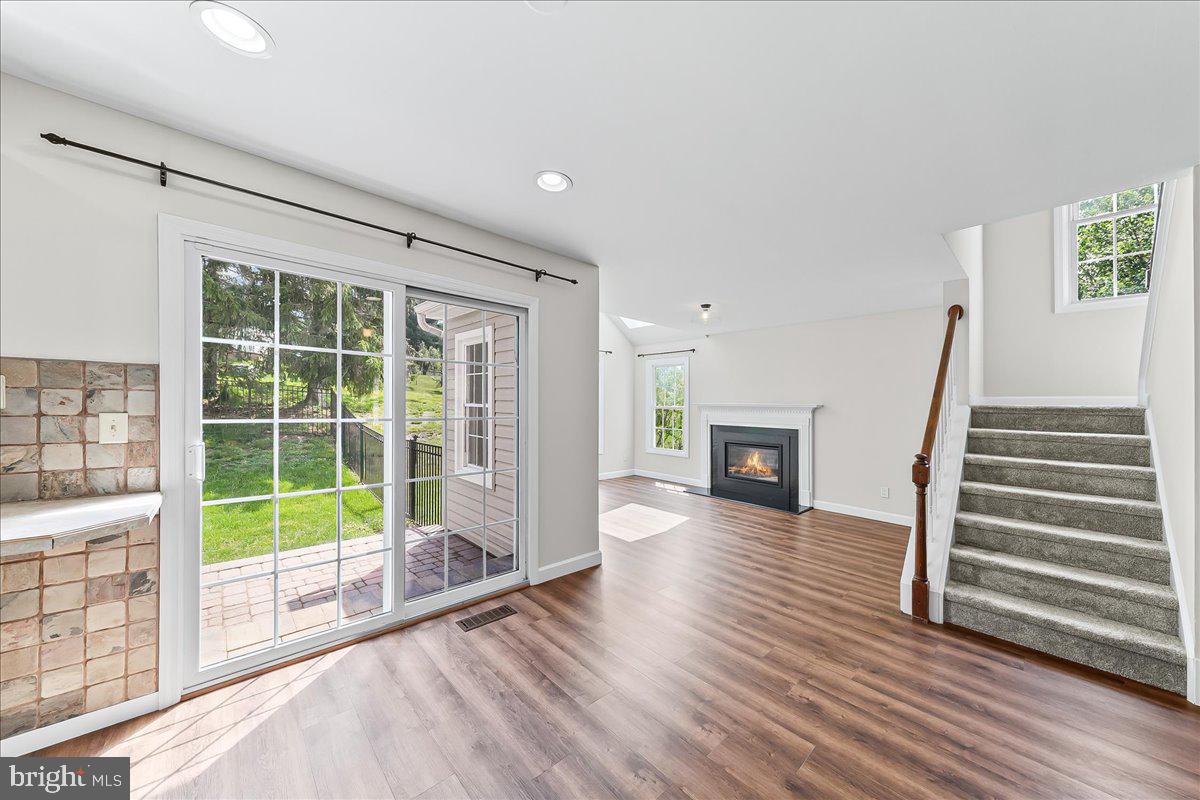 HEATHER GROVE - Residential