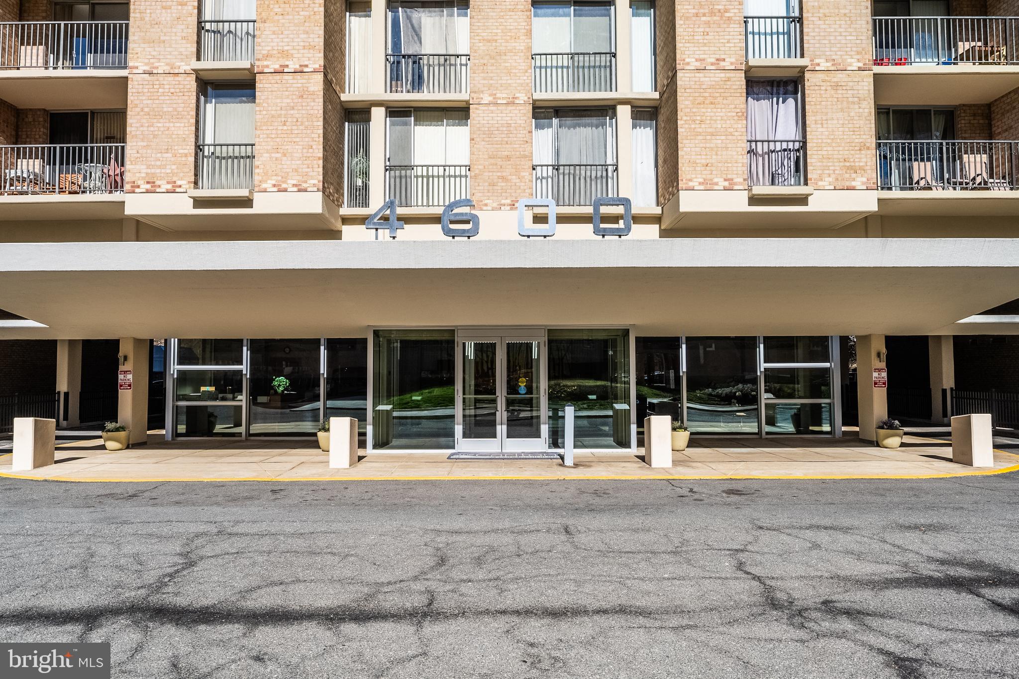 THE CARLTON - Residential