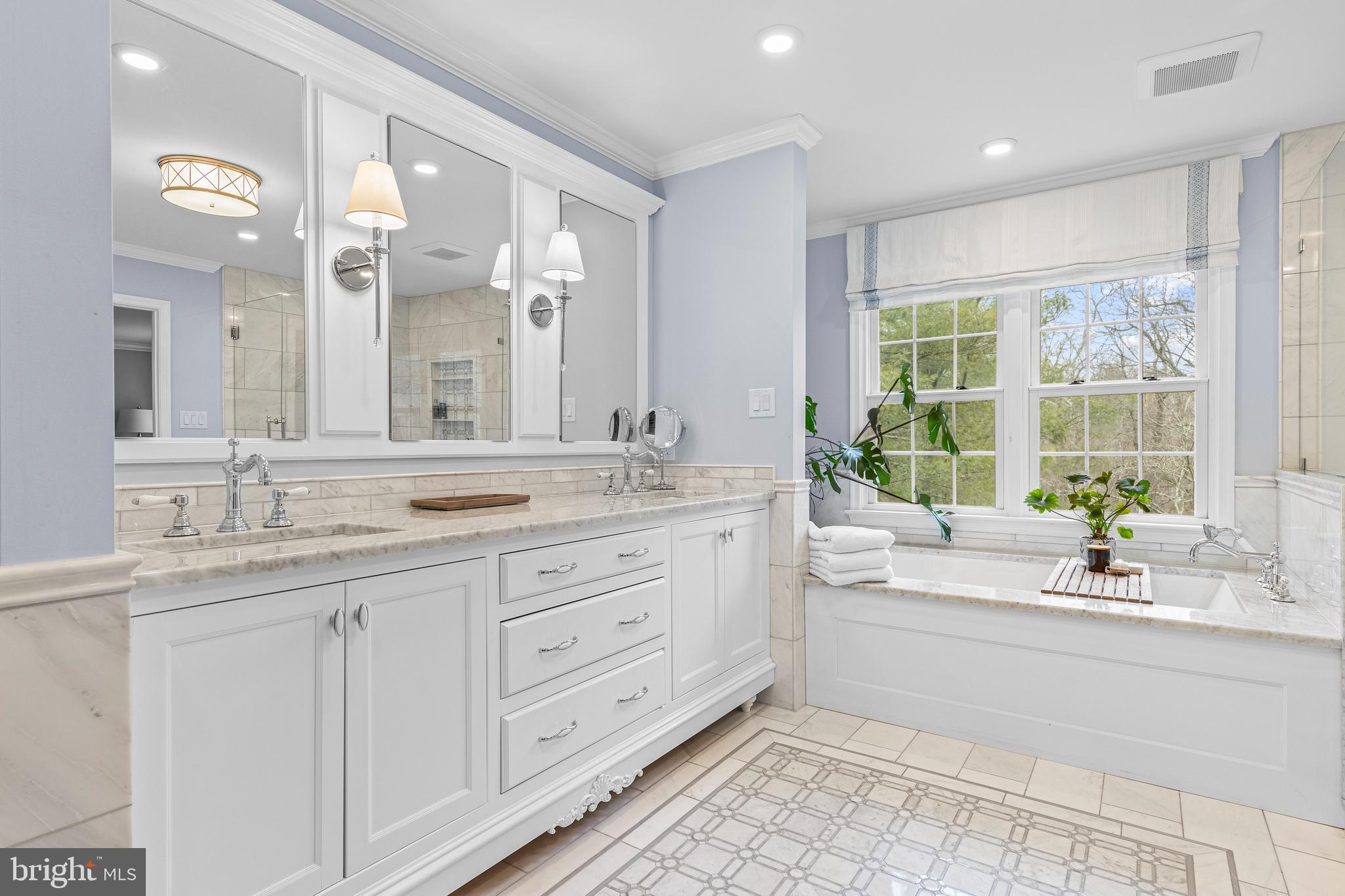 RAVENSCLIFF - Residential