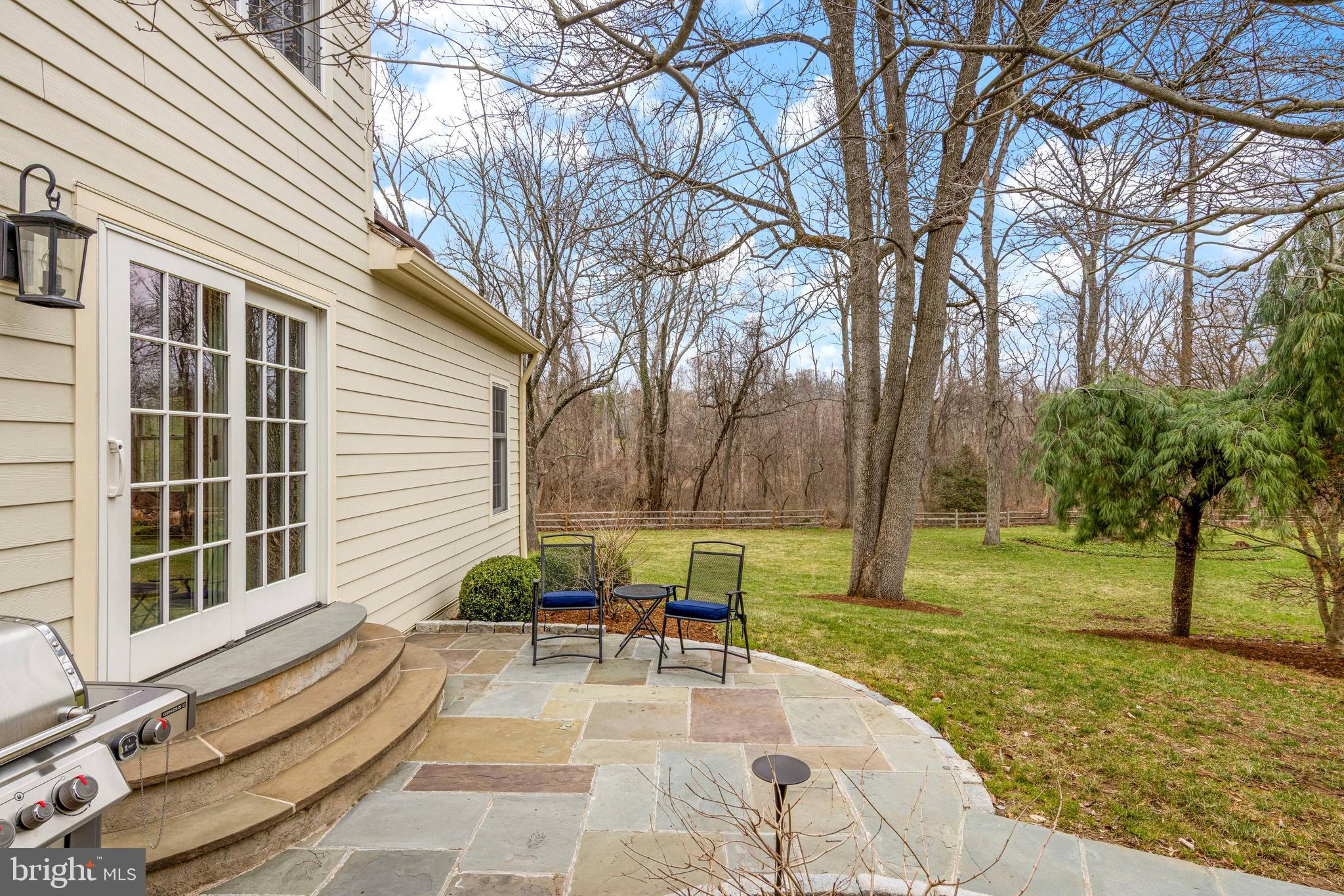 RAVENSCLIFF - Residential