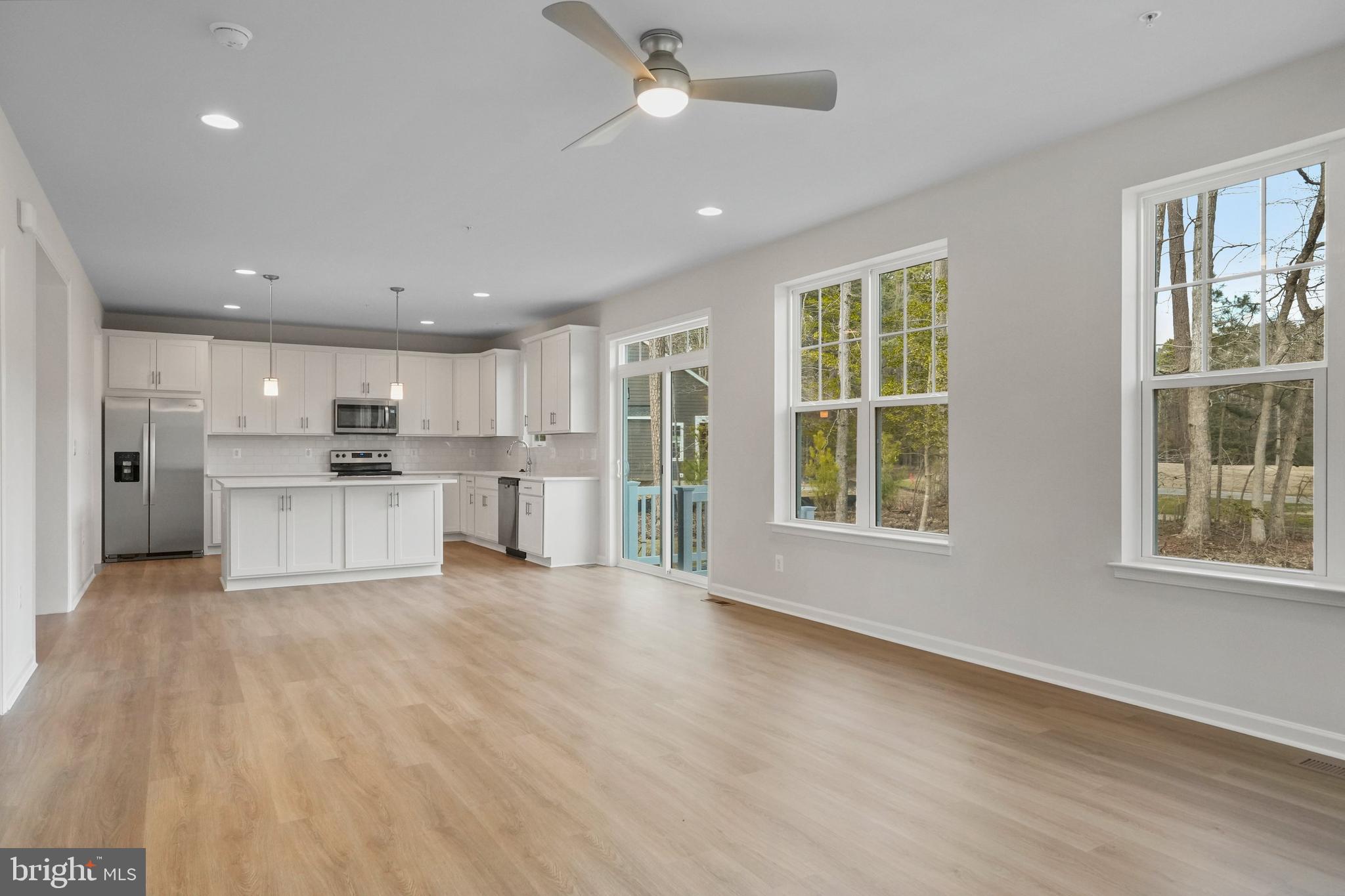 SWAN POINT - Residential