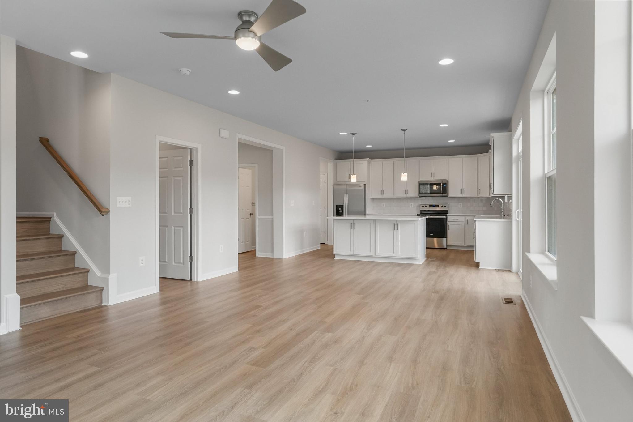 SWAN POINT - Residential