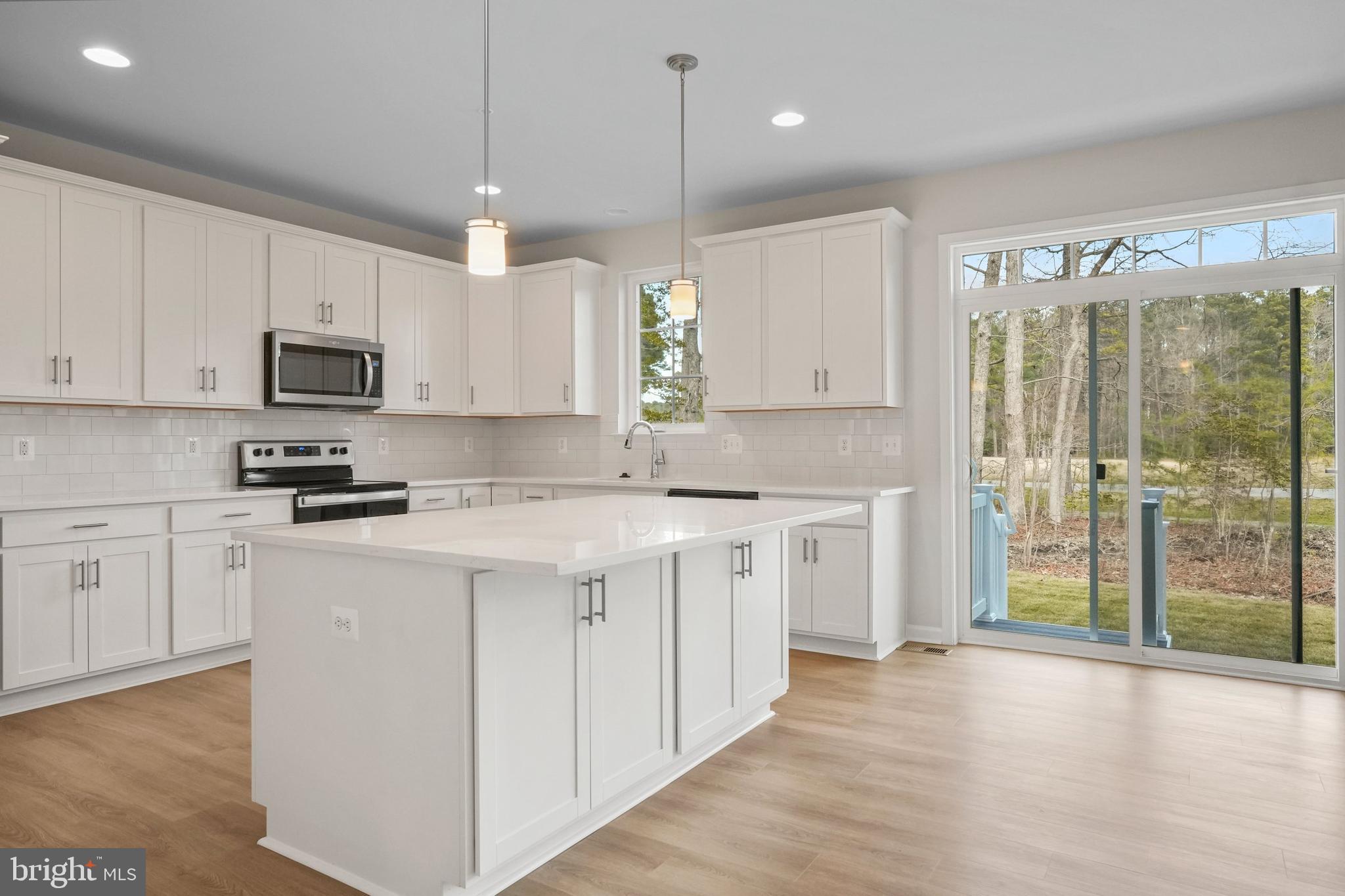 SWAN POINT - Residential