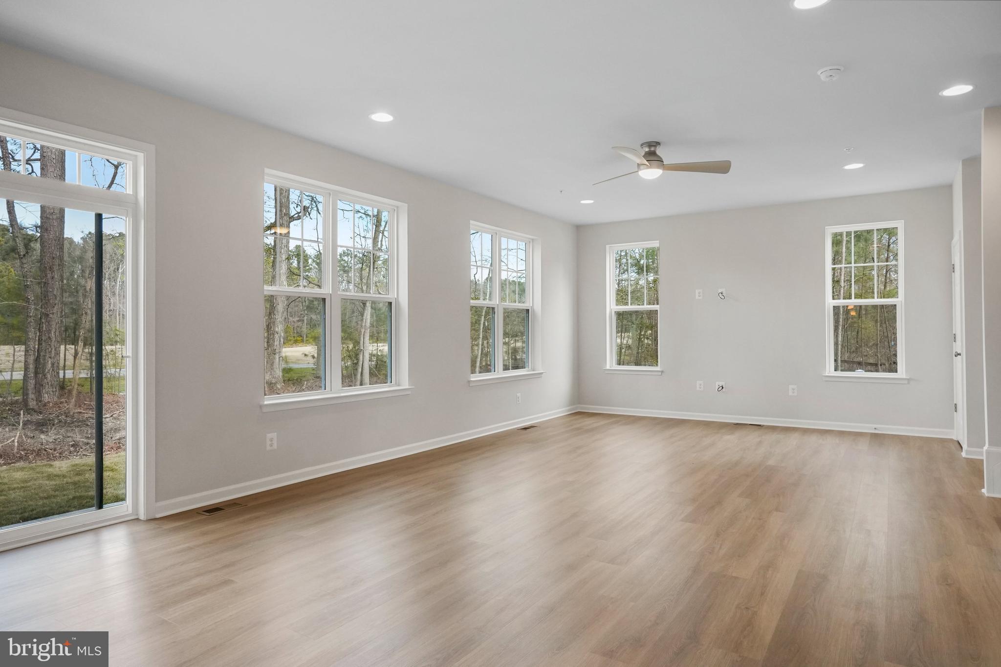 SWAN POINT - Residential