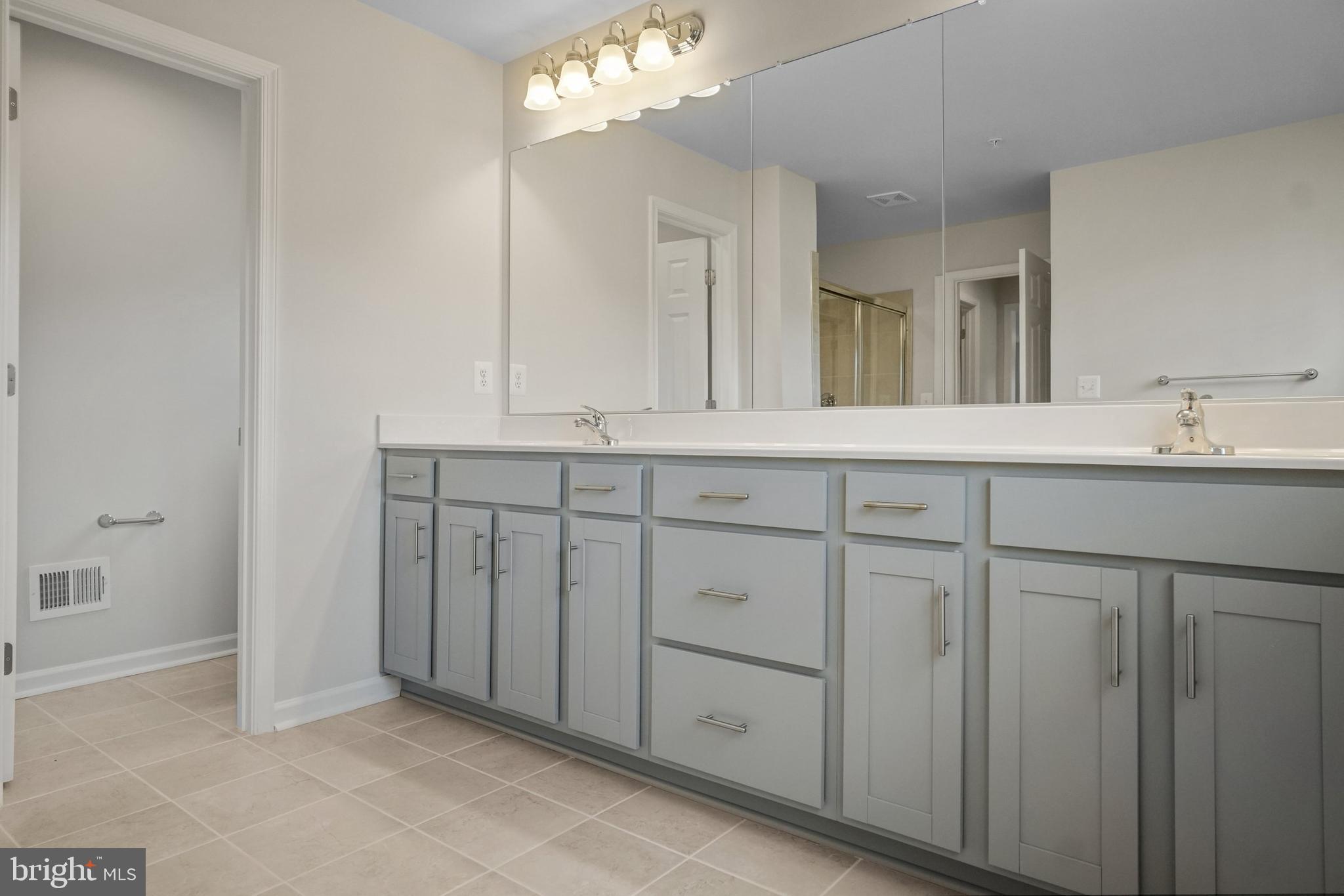 SWAN POINT - Residential