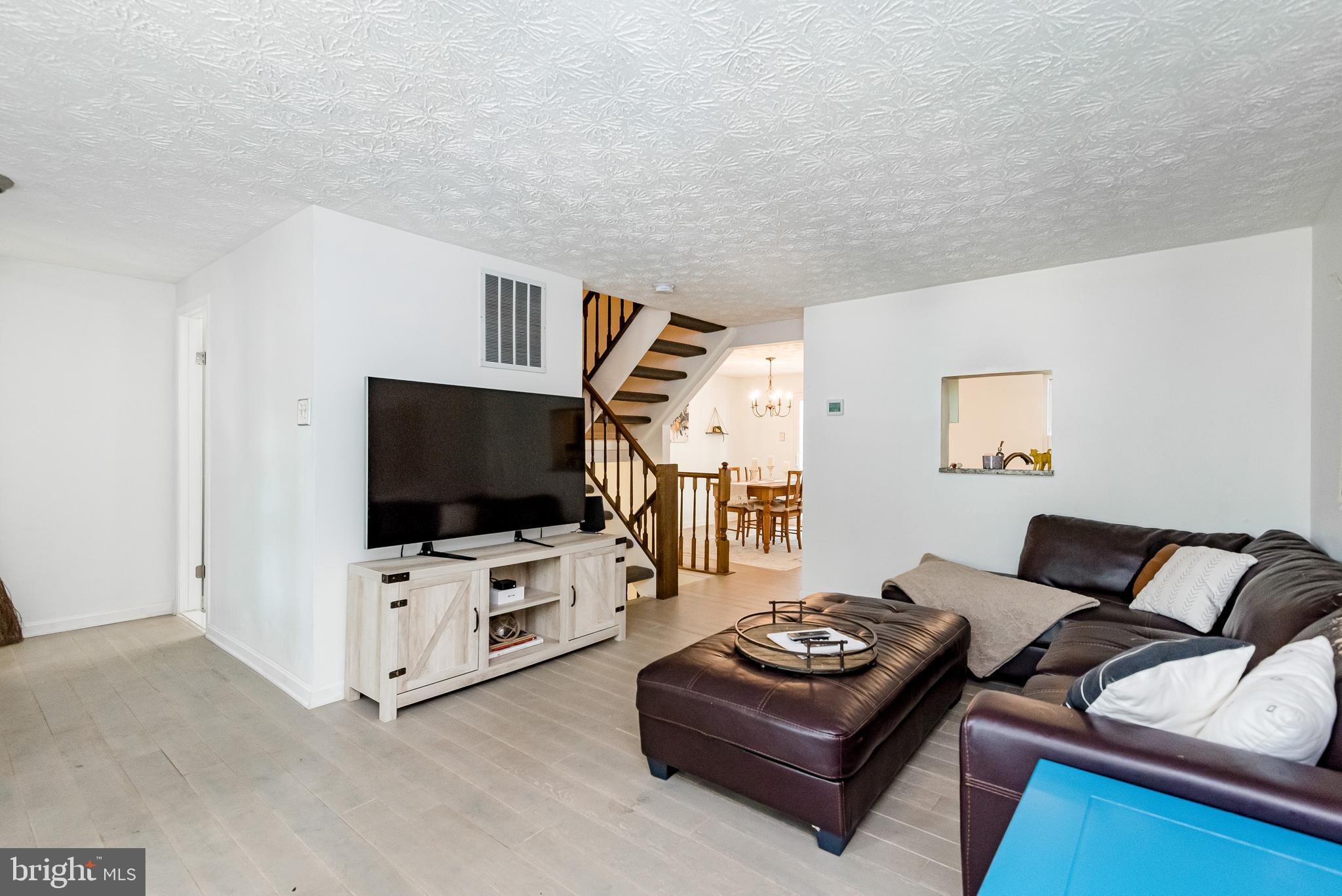 OAKMONT - Residential