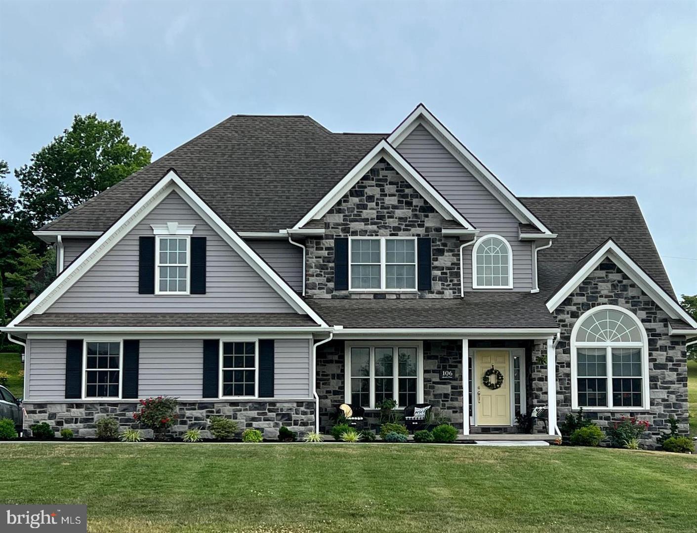 THE ESTATES AT HEARTHSIDE - Residential