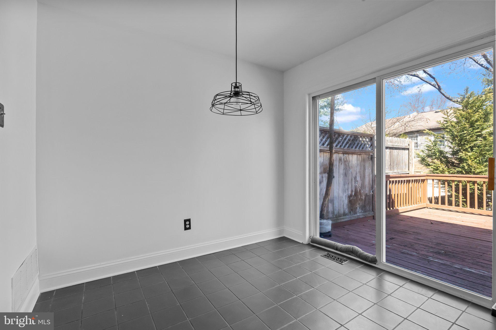 SANDY RIDGE TWINS - Residential Lease