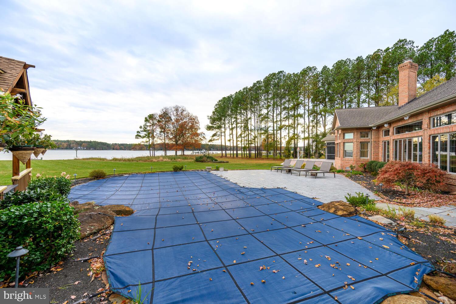 LYNNEWOOD - Residential