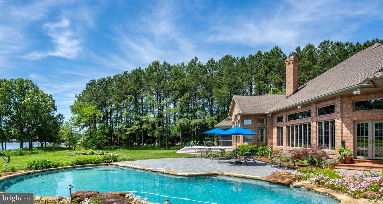 LYNNEWOOD - Residential