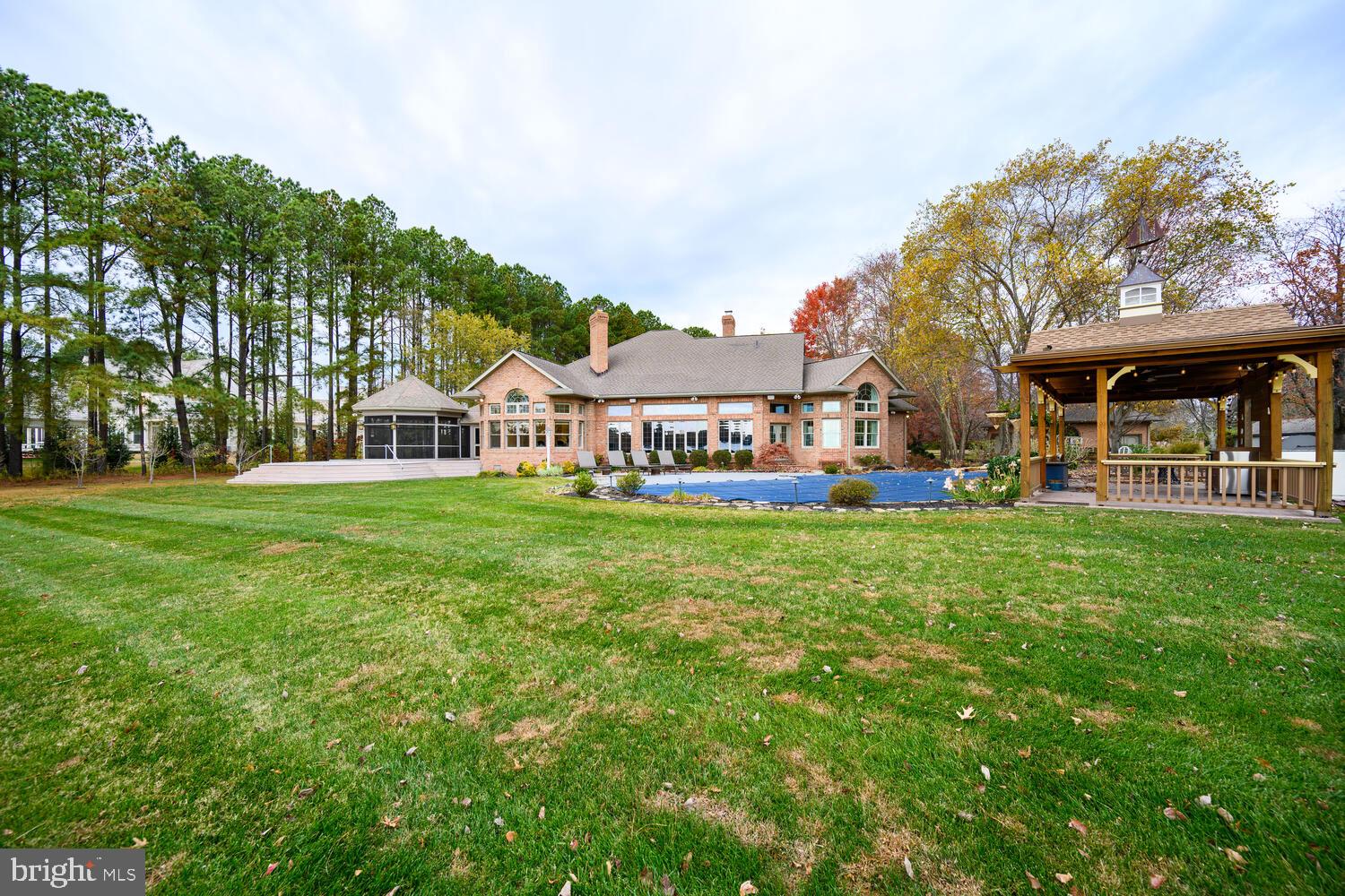 LYNNEWOOD - Residential