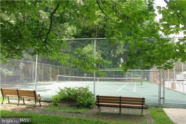 PARKSIDE CONDOMINIUMS - Residential Lease
