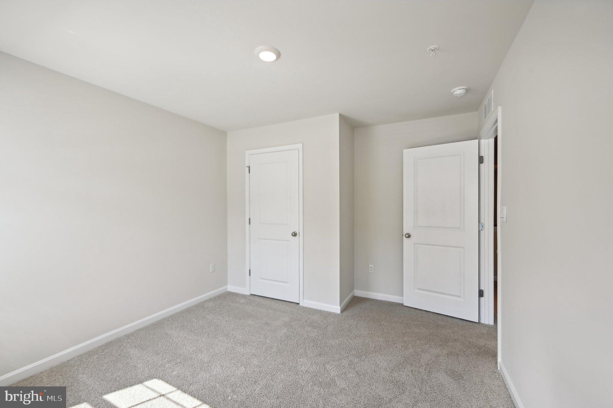 RIDGELY'S RESERVE - Residential