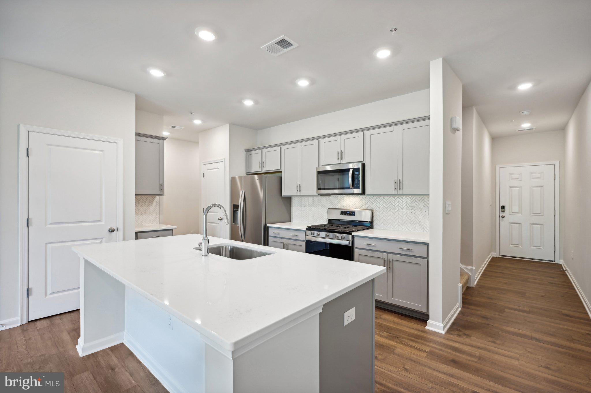 RIDGELY'S RESERVE - Residential