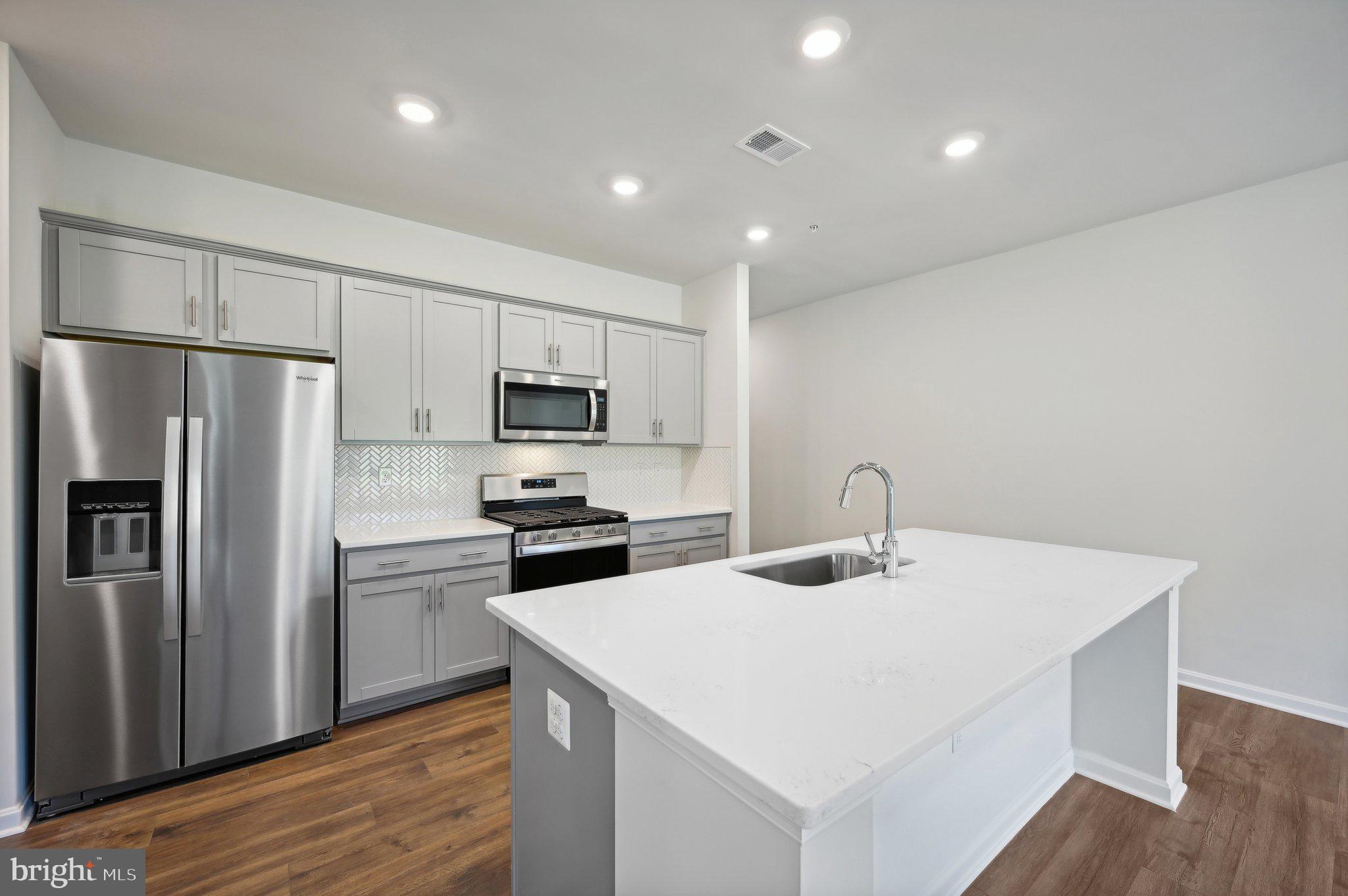 RIDGELY'S RESERVE - Residential
