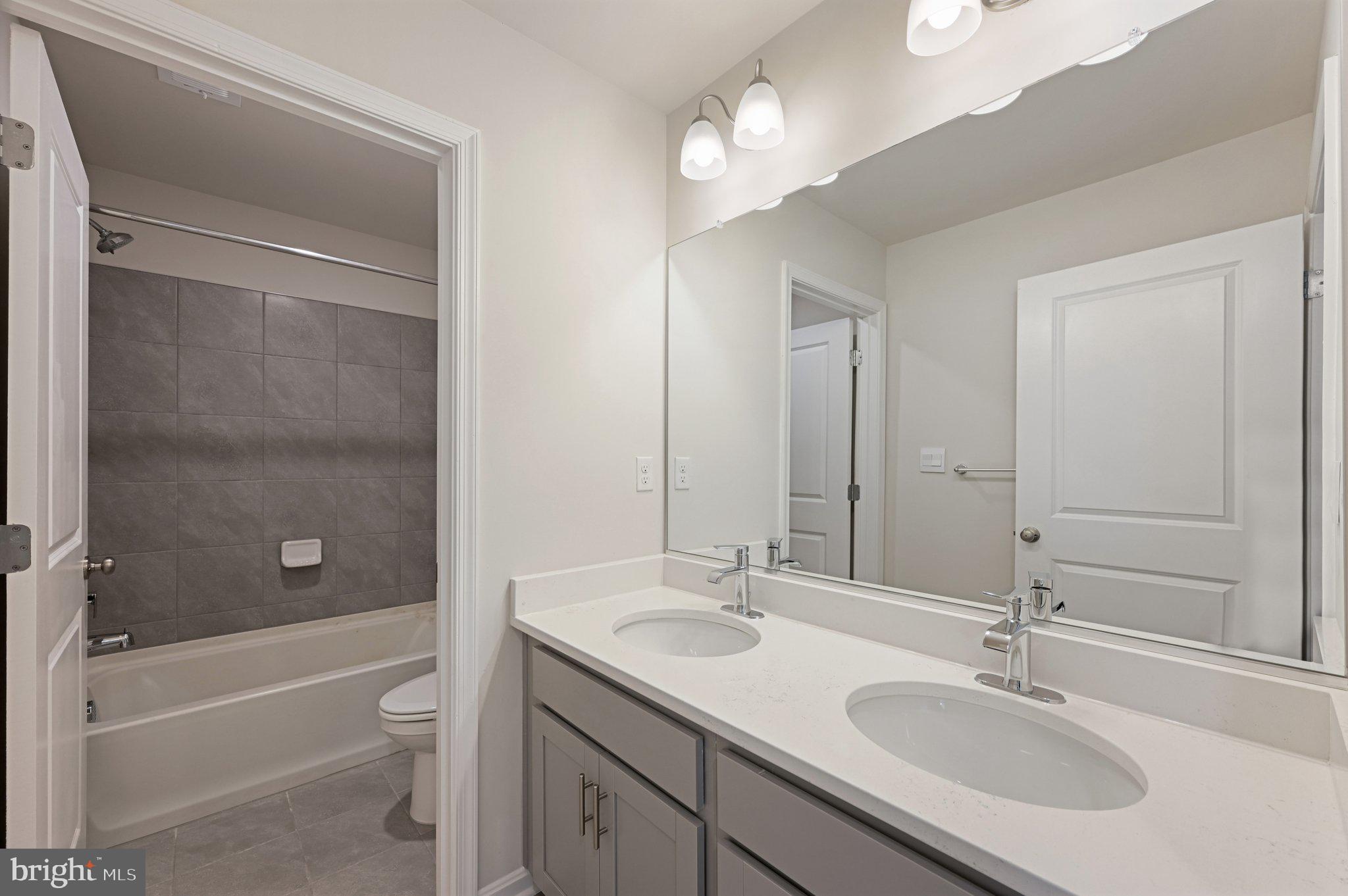 RIDGELY'S RESERVE - Residential