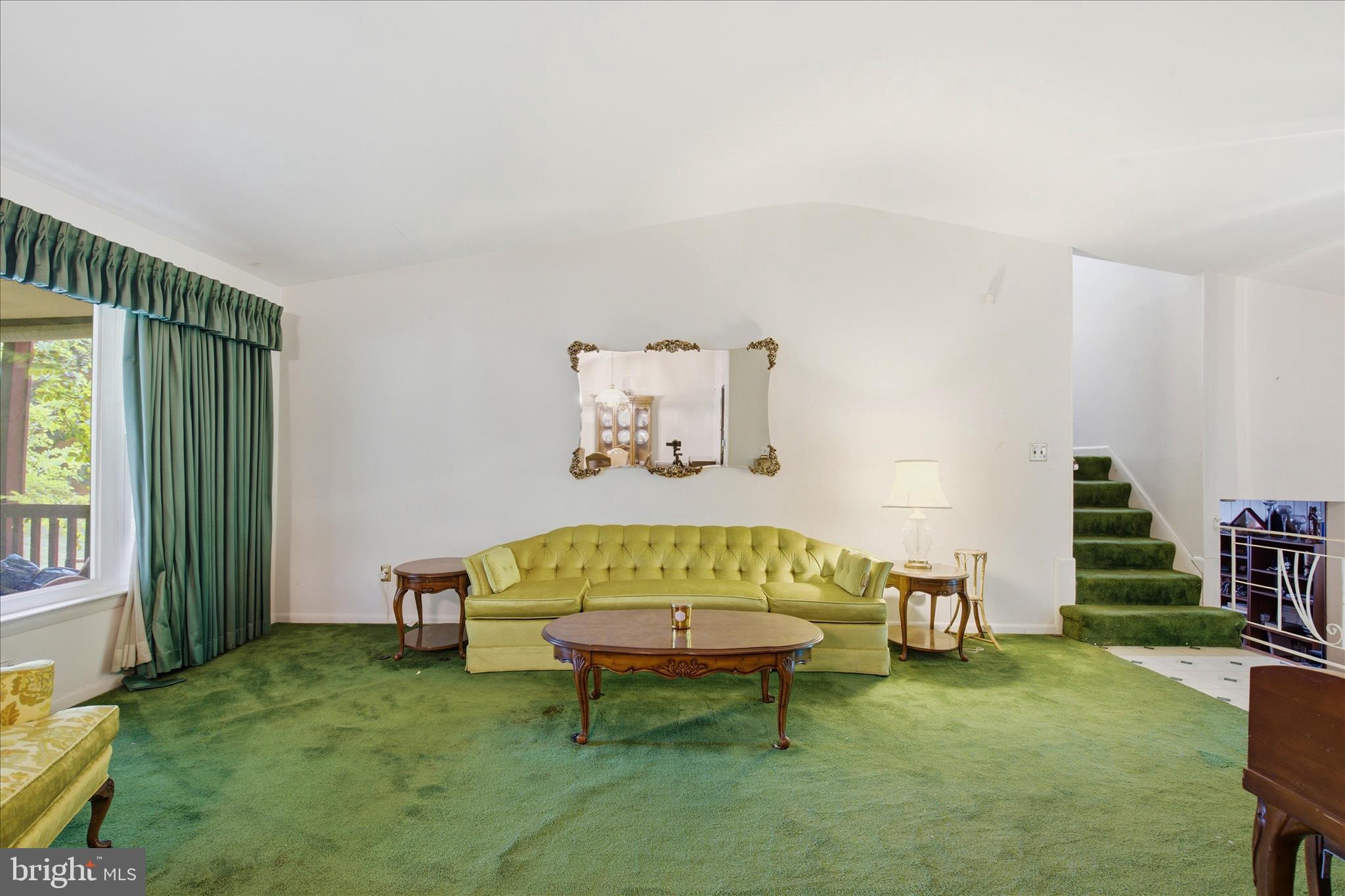 HILLANDALE HEIGHTS - Residential