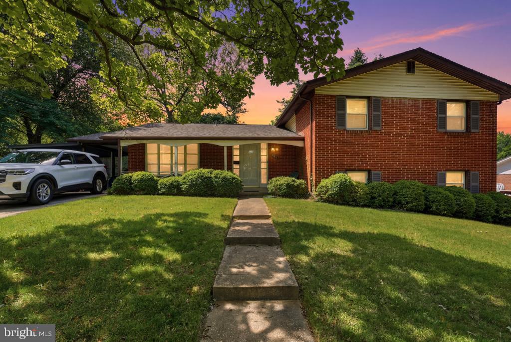 HILLANDALE HEIGHTS - Residential