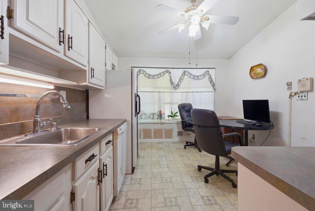 HILLANDALE HEIGHTS - Residential