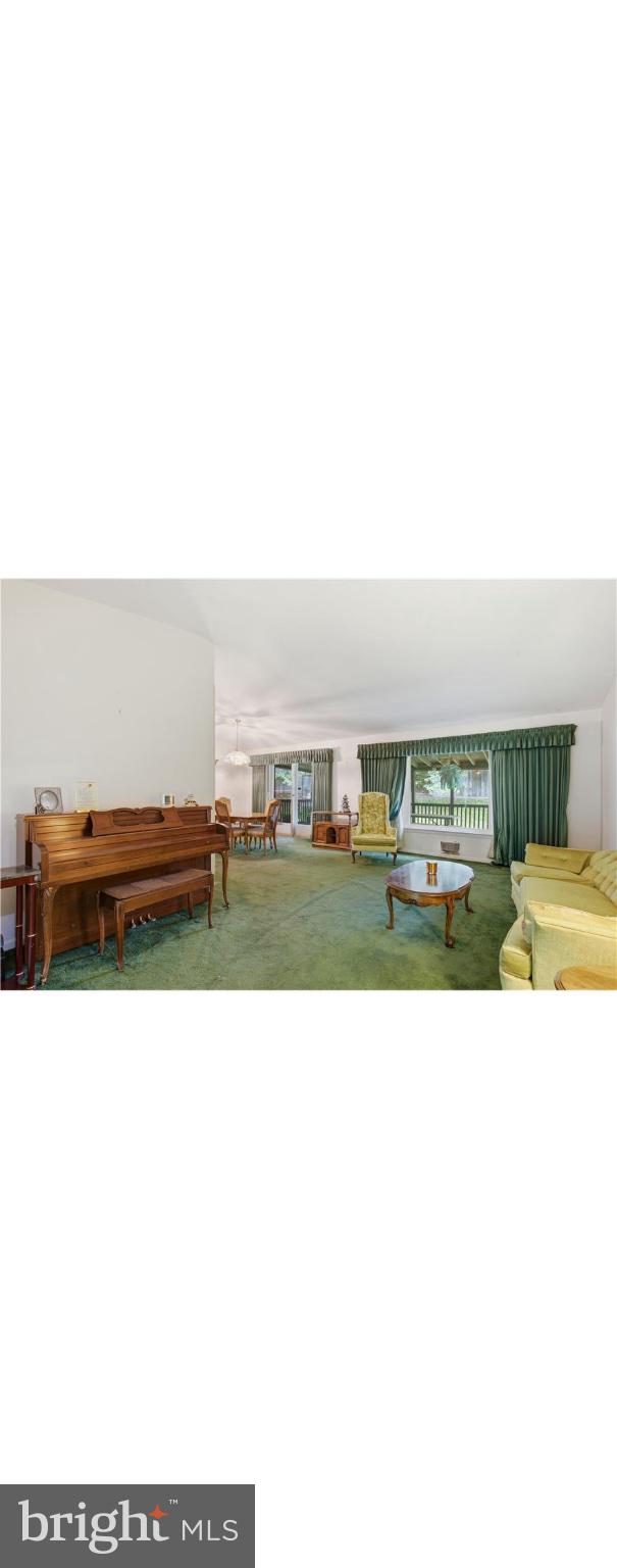 HILLANDALE HEIGHTS - Residential