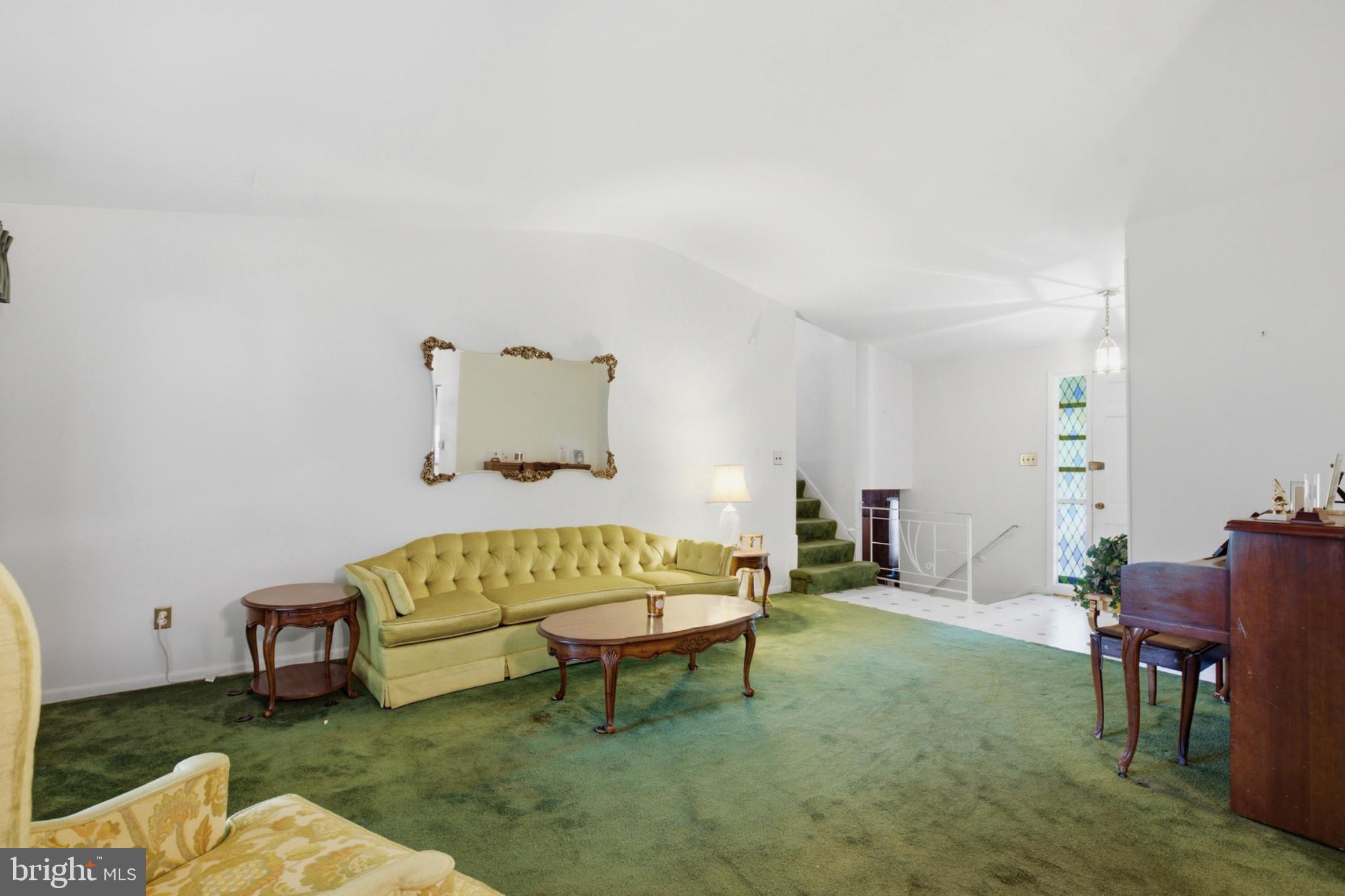 HILLANDALE HEIGHTS - Residential