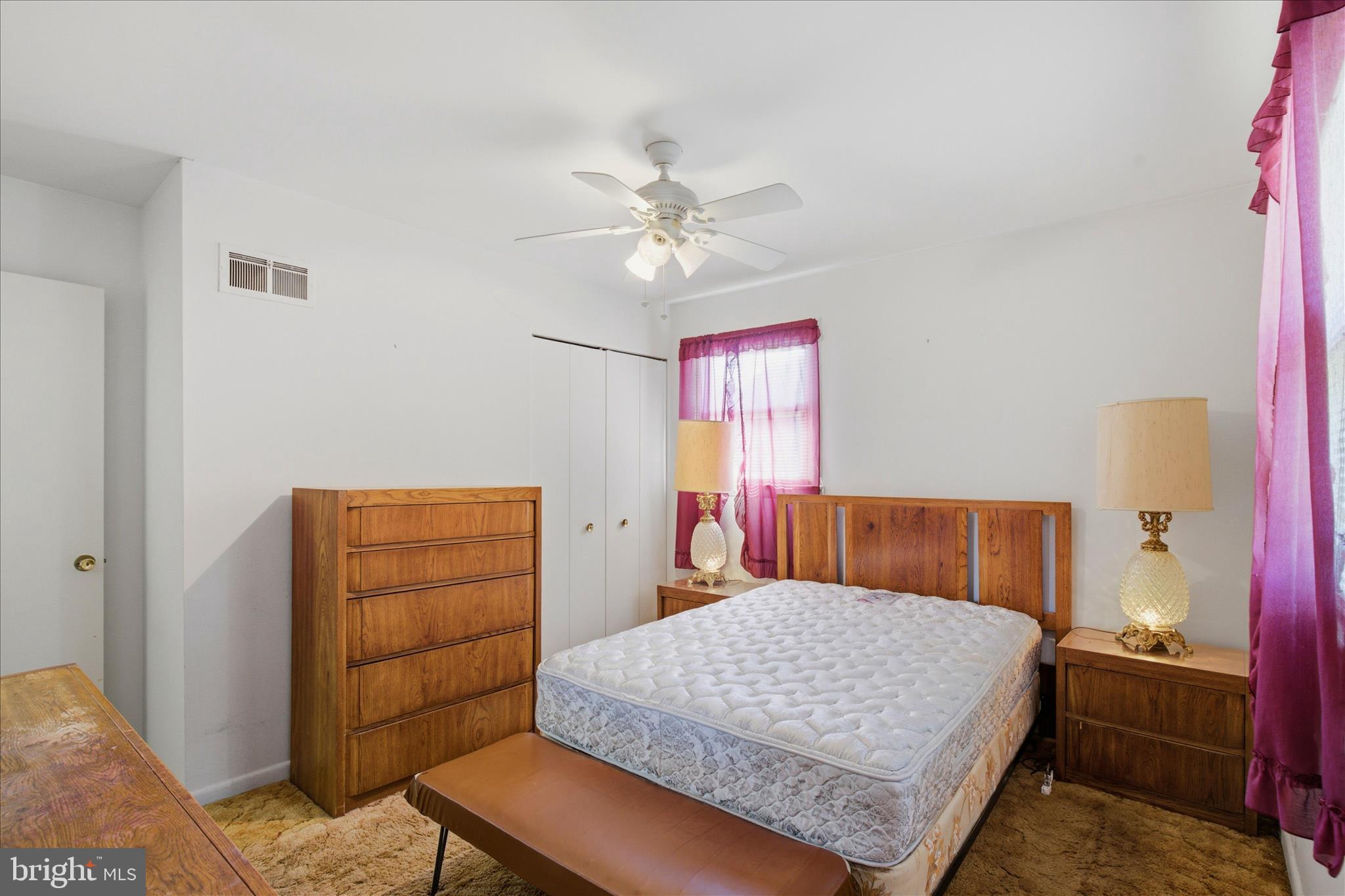 HILLANDALE HEIGHTS - Residential
