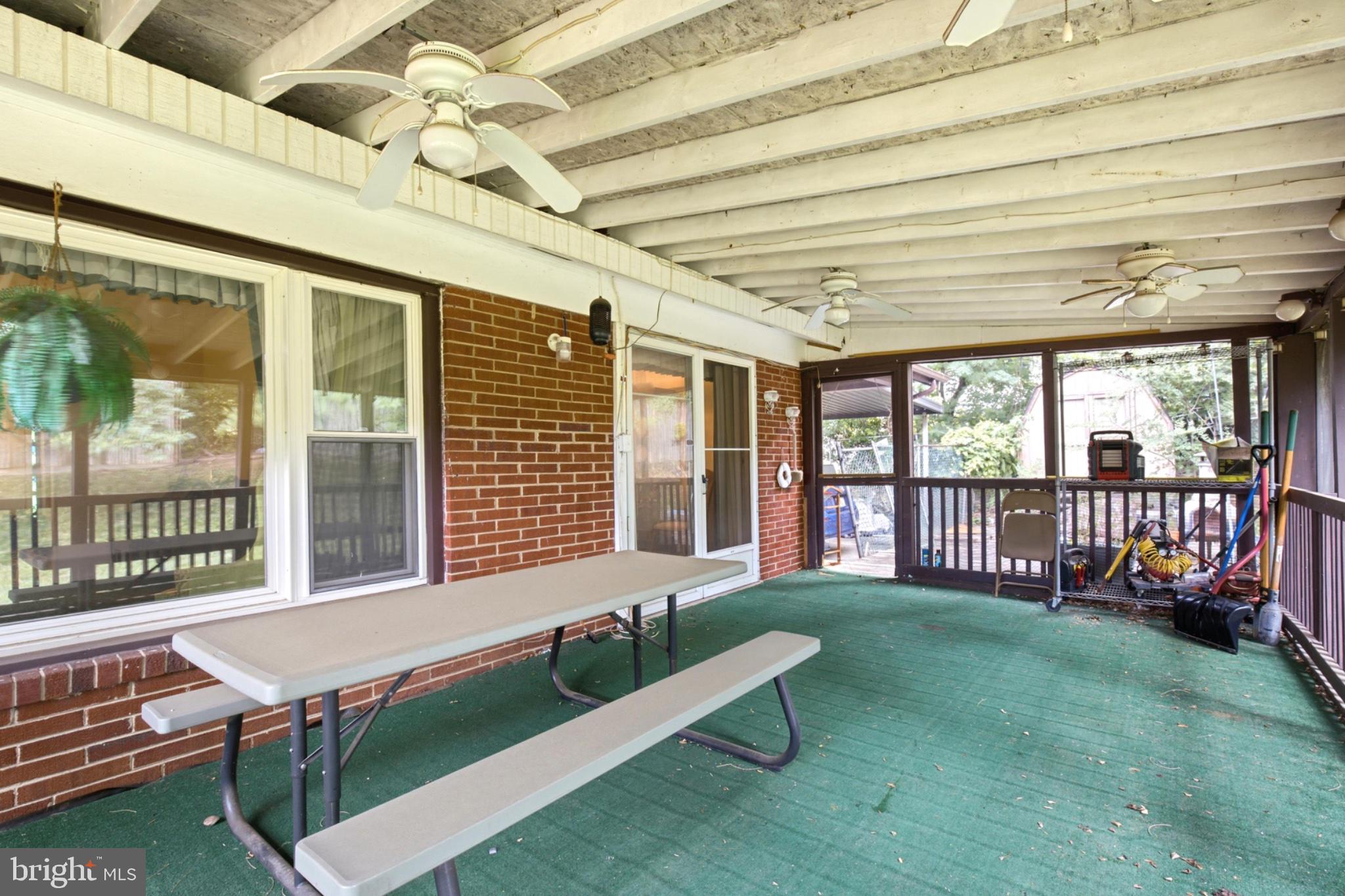 HILLANDALE HEIGHTS - Residential