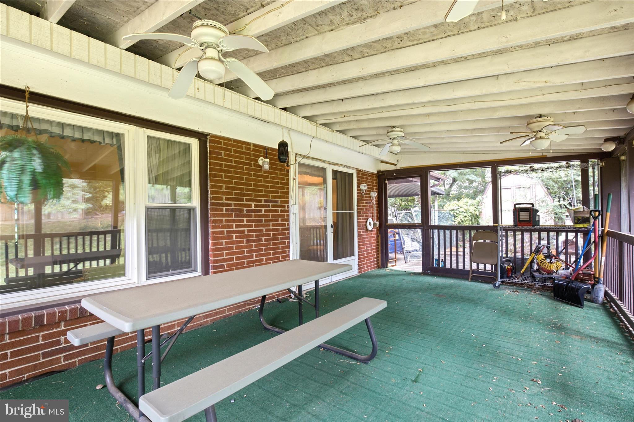 HILLANDALE HEIGHTS - Residential