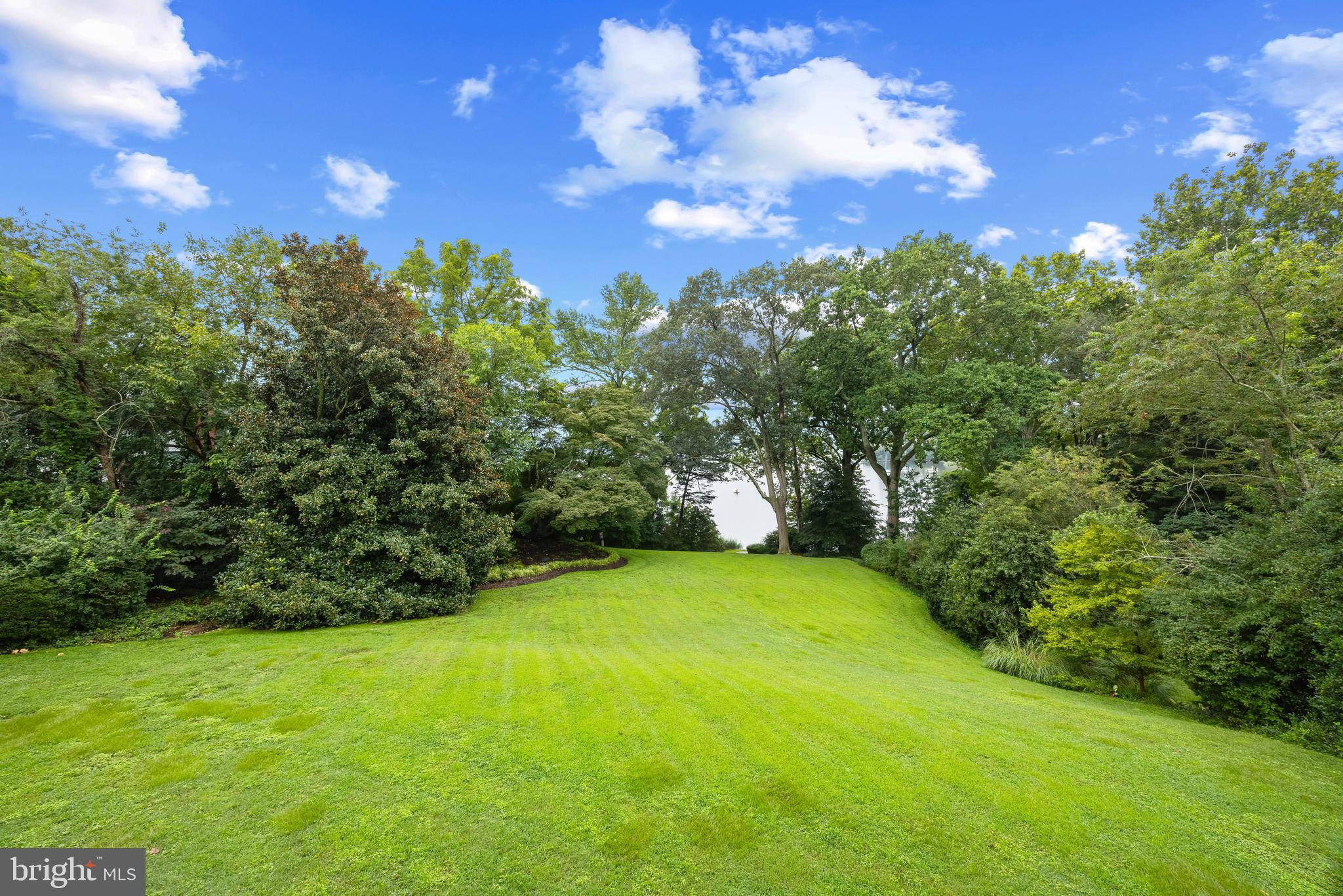 OLDE SEVERNA PARK - Residential