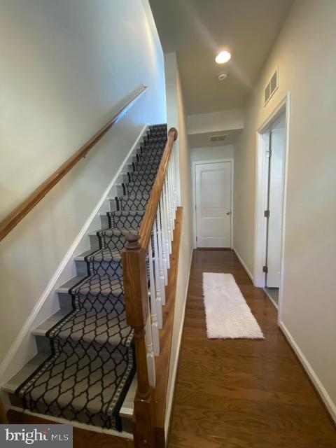 HOWARD SQUARE - Residential Lease