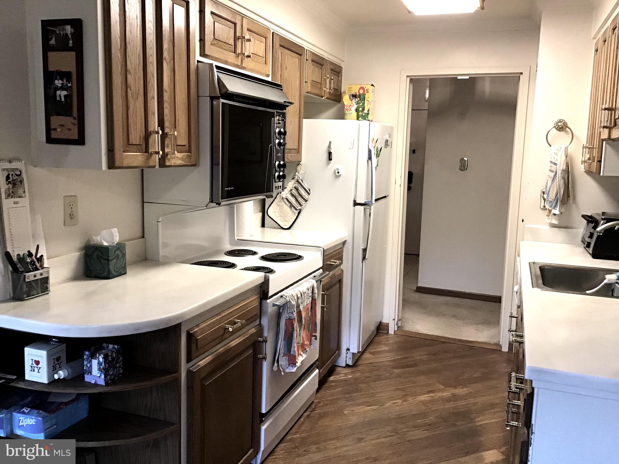 TREEBROOKE CONDOMINIUM - Residential
