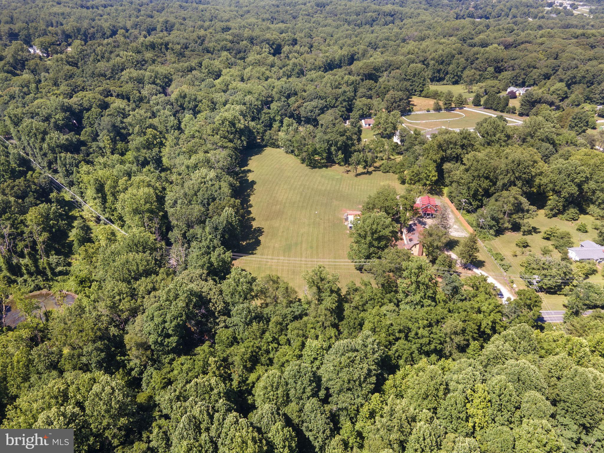 IVAKOTA FARM - Residential