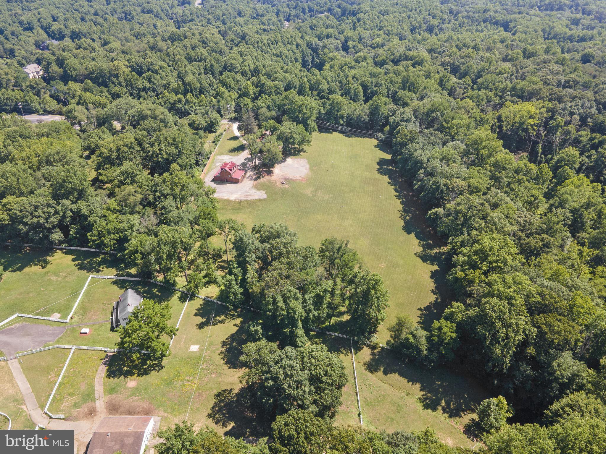 IVAKOTA FARM - Residential