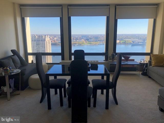 SOCIETY HILL - Residential Lease