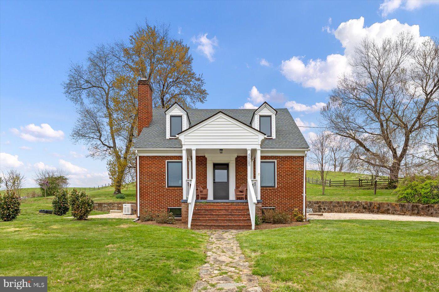 WOODVILLE - Residential