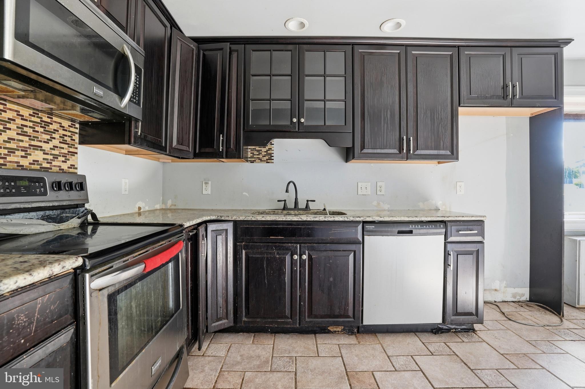 WILM MANOR GARDENS - Residential