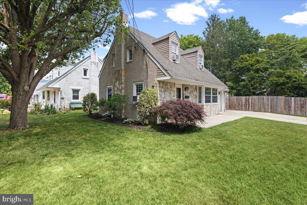 LANDRETH MANOR - Residential